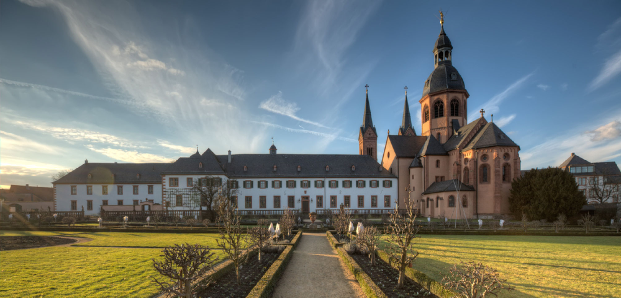 Basilika im Klostergarten Seligenstadt